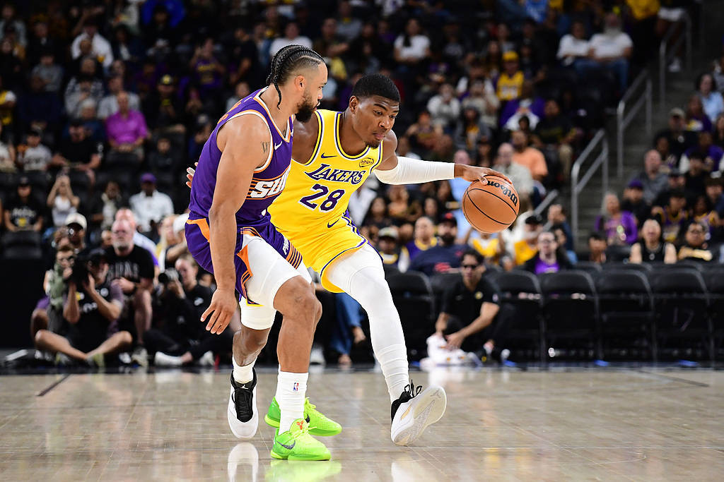 洛杉矶湖人状态回暖备战CBA季后赛清晨圣安东尼奥马刺备战意大利杯，现场解说直呼：关键时刻纽卡斯尔调整名单以备国王杯的简单介绍