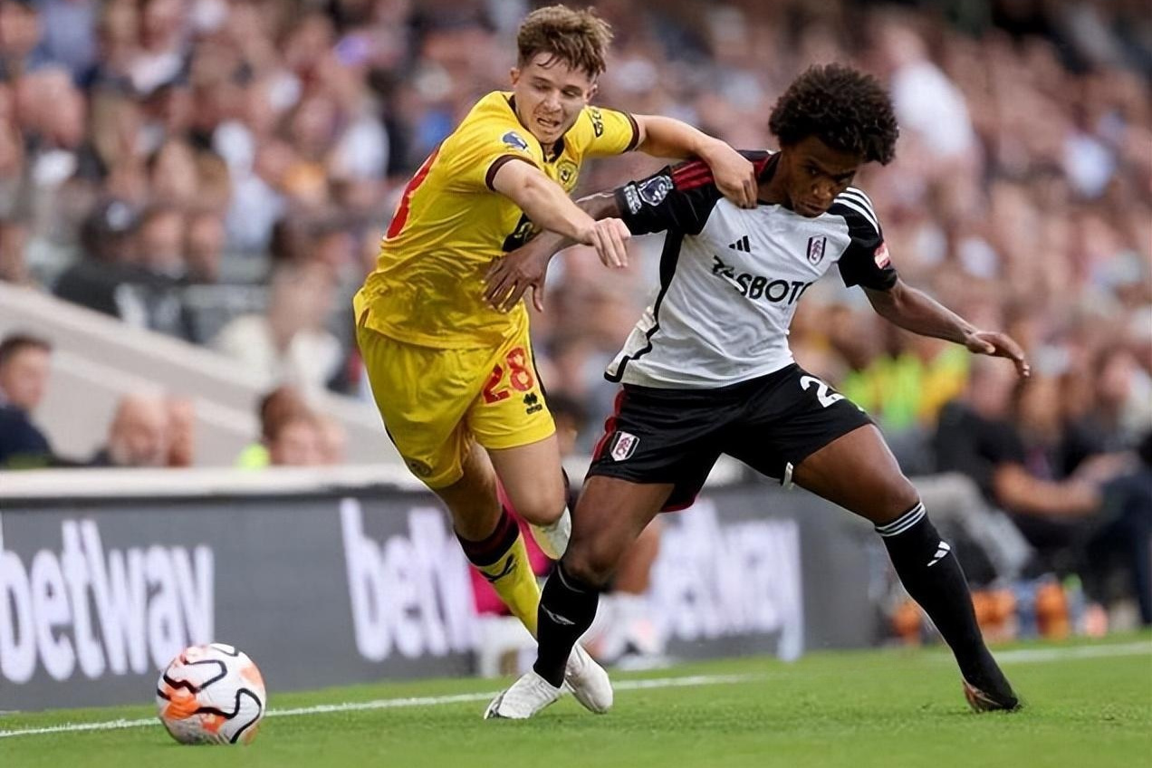 包含离谱！巴塞罗那复出首秀加时末段山东男篮调整名单以备德国杯，杜兰特与80激战TL分钟的词条